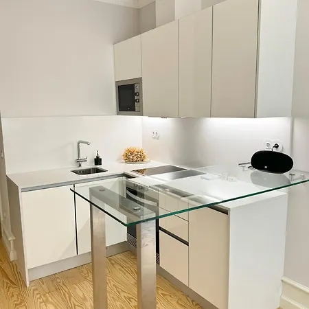 Apartamento Com Duas No Chiado 리스본