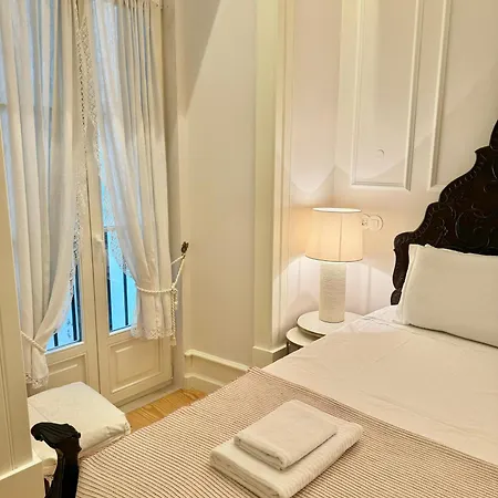 Apartament Apartamento Com Duas No Chiado